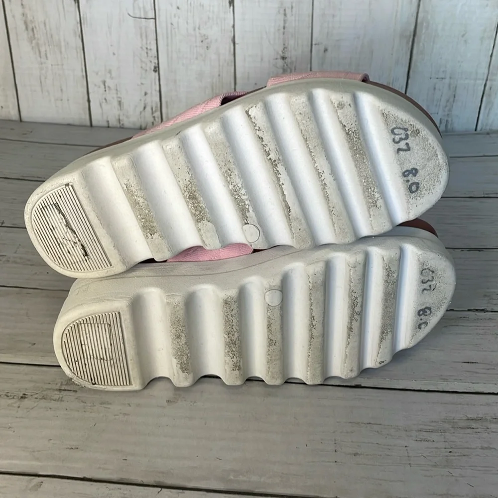 Nurture Roam Willow Knit Flatform Pink Slip-On Sandals.